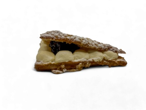 Kersenflap met Zwitserse room